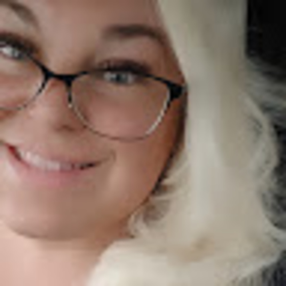 Meet your Posher, Brittney